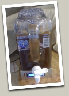 Hole at the top of the handle